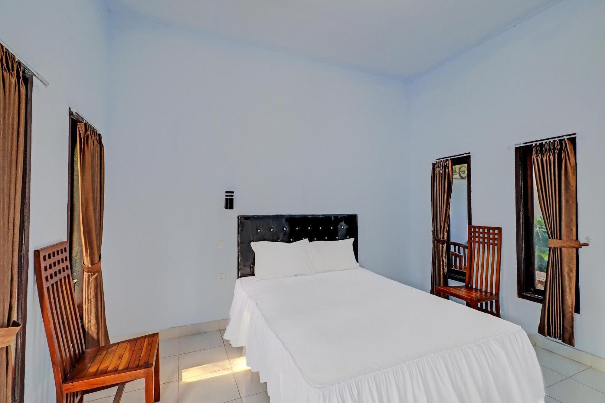 Oyo 92401 Hotel Mustika Negara  Ngoại thất bức ảnh